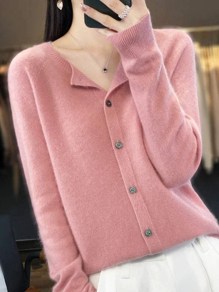 Women's O-neck sweater, a breathable fine-knit merino wool pullover for all seasons