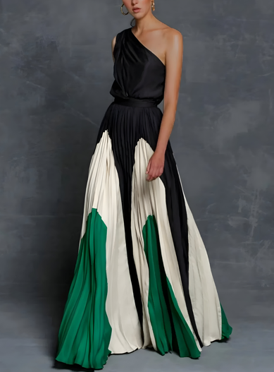 Chic A-line pleated maxi dress for women, ideal as a wedding guest or formal evening gown. Long and elegant.