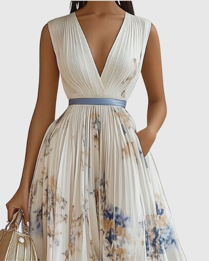 Versatile women's floral pleated maxi dress with long sleeves. Ideal for casual or party wear, V-neck design.