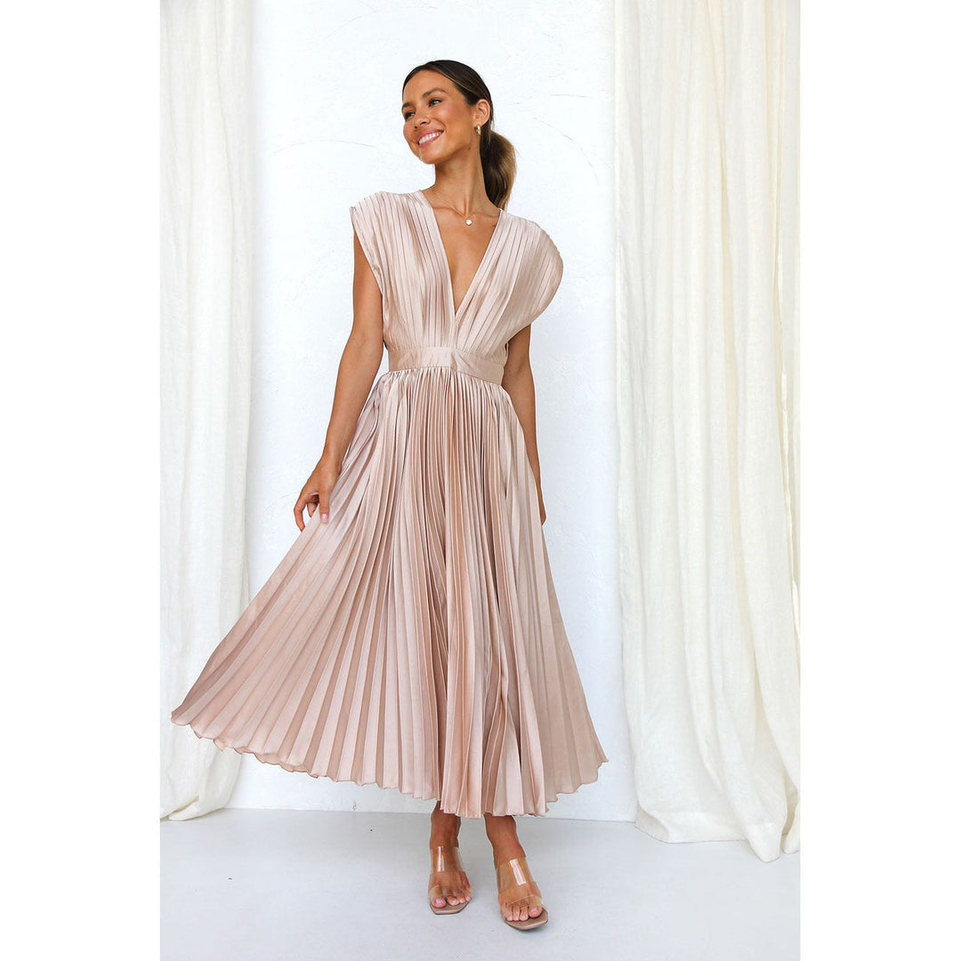 Elegant women's pleated V-neck midi dress, perfect for versatile summer and occasion wear.