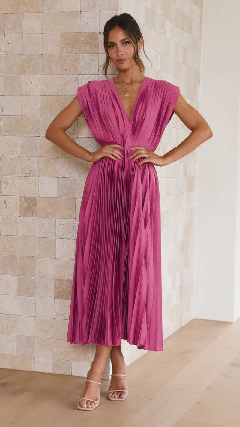 Versatile women's V-neck midi dress with elegant pleats, ideal for summer fashion.