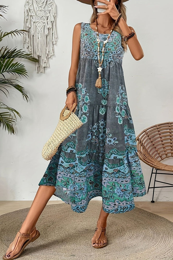 Chic women's printed maxi dress featuring a beautiful design, ideal for elegant parties & special occasions.