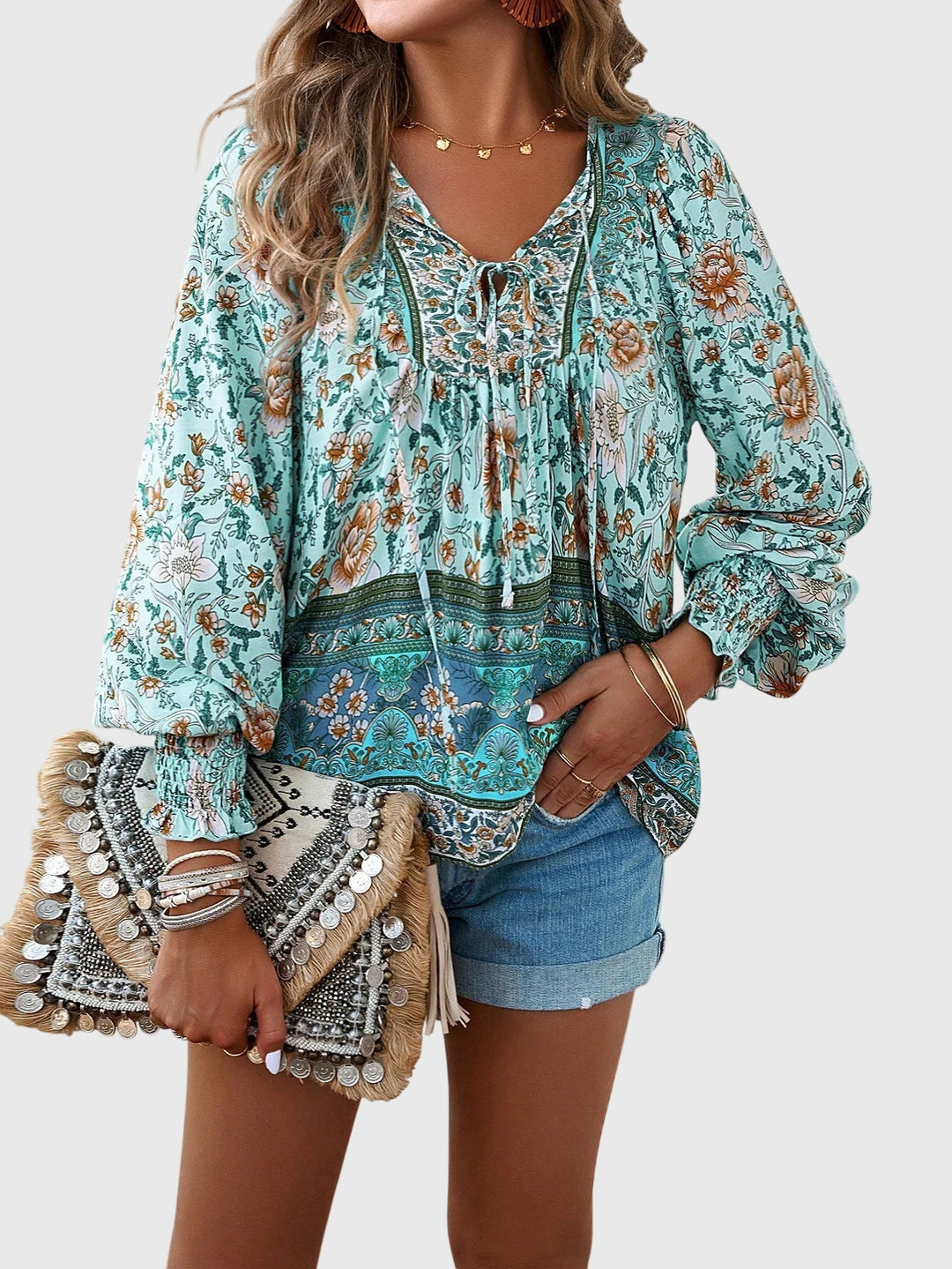 Comfortable women's elegant pullover sweater. Long sleeve design for versatile style & fashion.