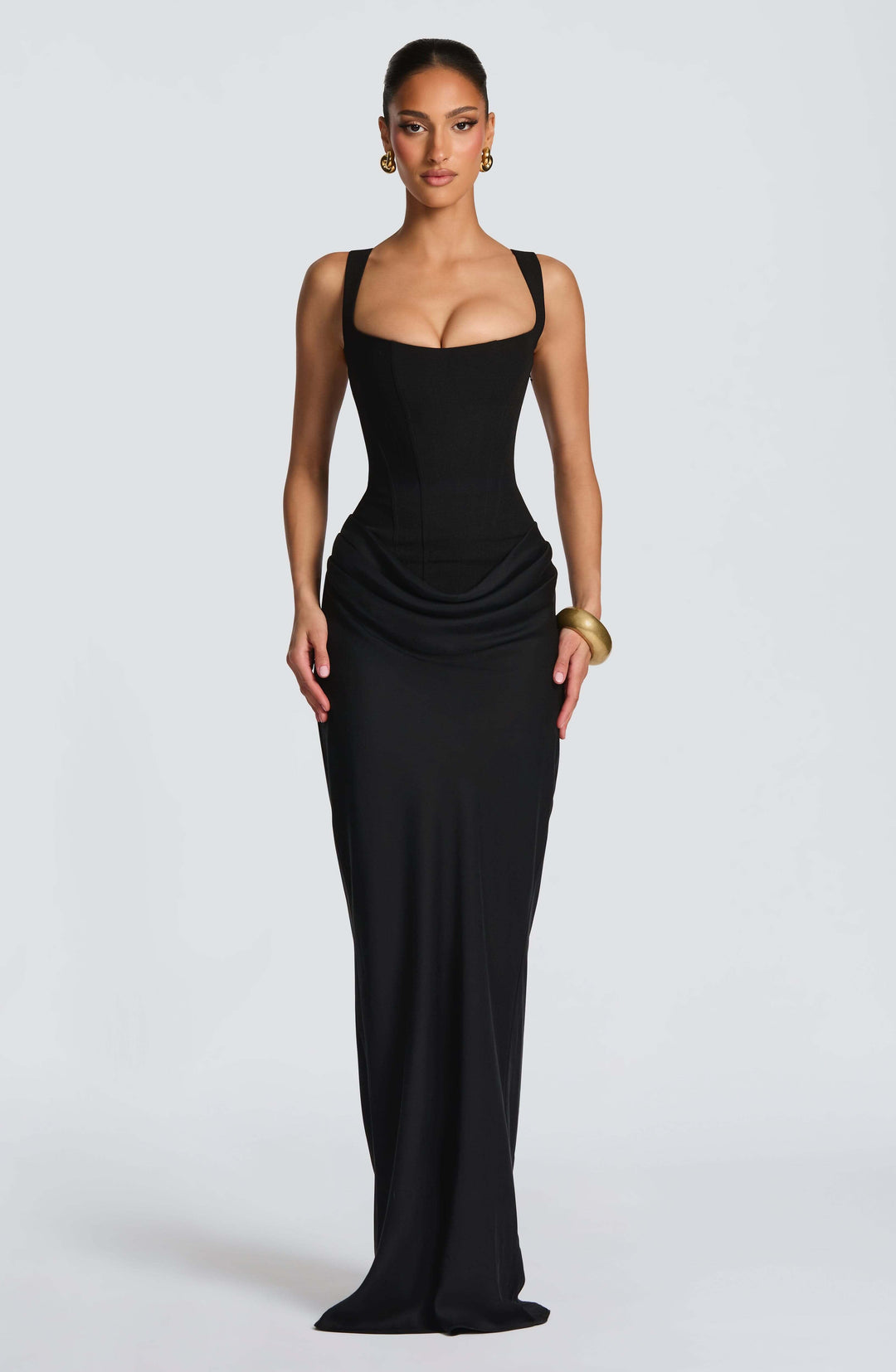 Women's stunning ruched bodycon maxi dress, elegant sleeveless evening gown for special occasions & formal events.