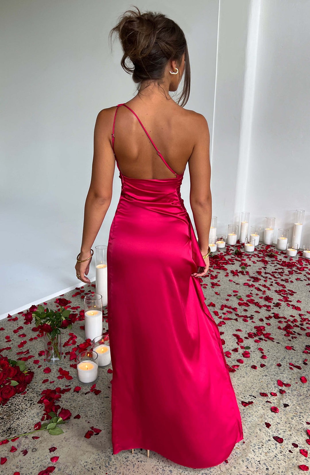 Versatile women's ruched one-shoulder maxi dress, perfect for weddings, galas, & formal events.