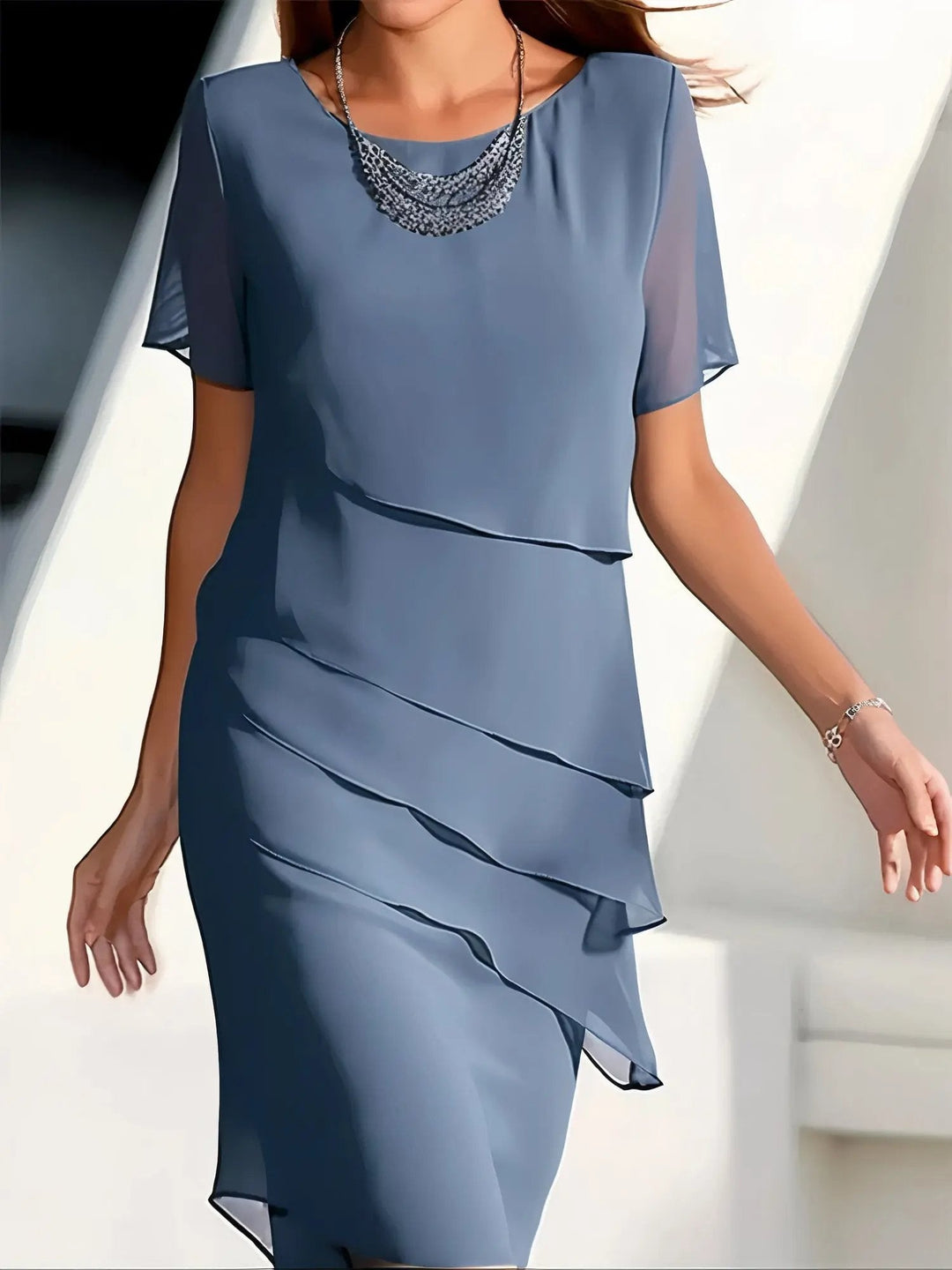 Comfortable women's tiered midi dress, short sleeve & round neck. Versatile for spring/summer, casual or elegant events.