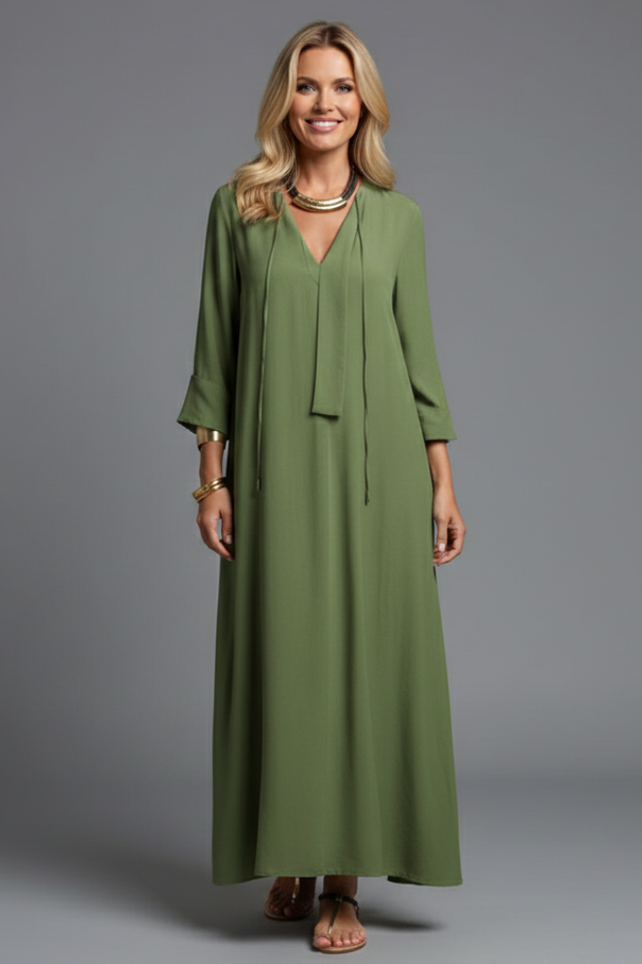 Versatile women's V-neck long sleeve maxi dress, great for casual elegance and winter style.