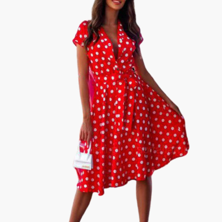 Women's casual short sleeve V-neck midi dress, comfortable and stylish for everyday wear. Effortless spring/summer fashion.