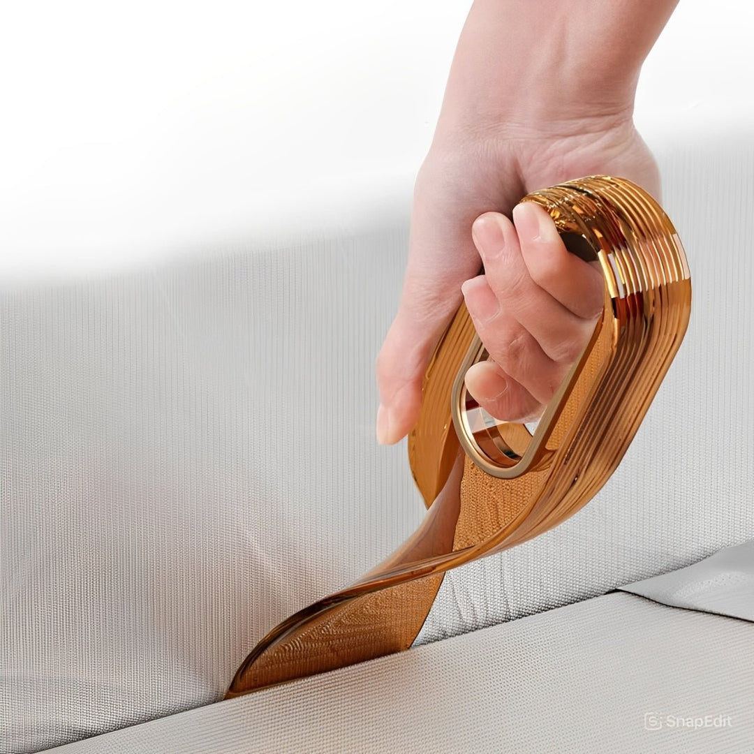 Close-up of the ergonomic handle on the mattress lifter