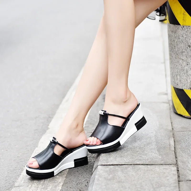 Comfortable women's heeled platform wedge slide sandals, open-toe & glamorous for summer fashion.