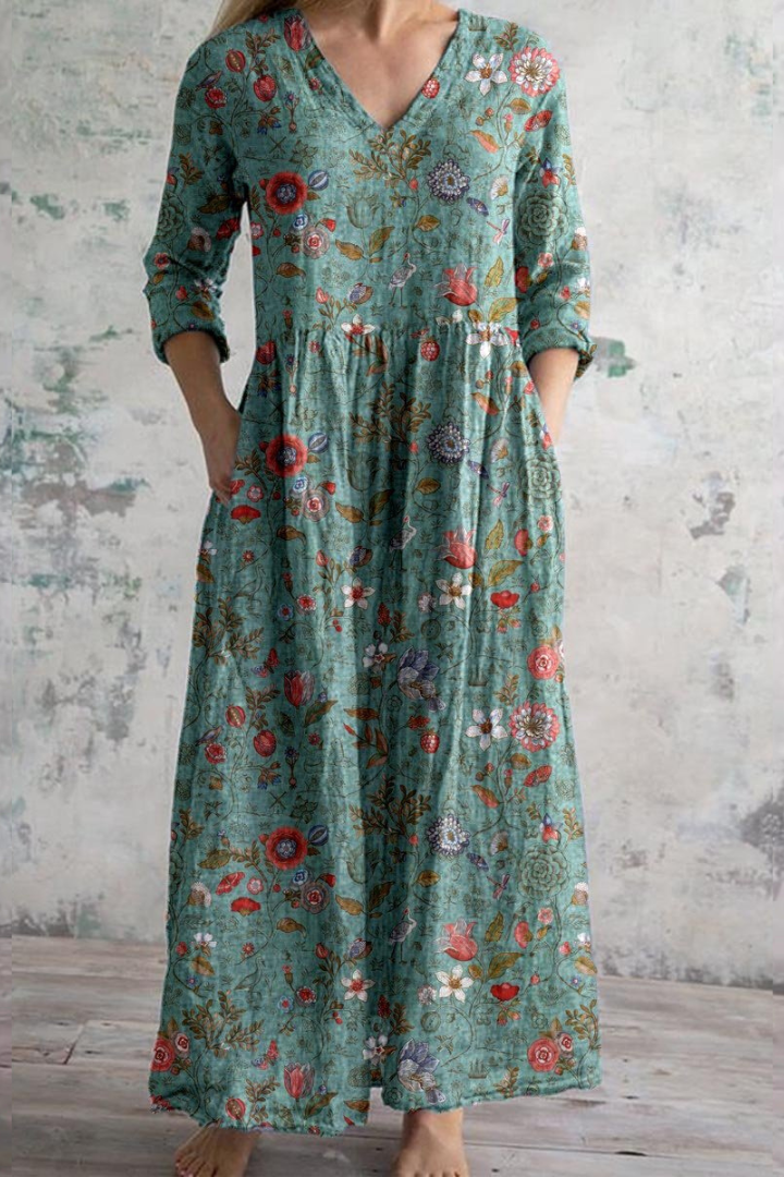 Lightweight women's maxi dress, perfect for comfortable & effortless spring & summer style.