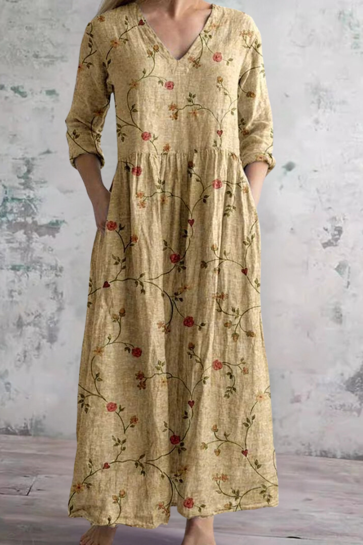 Lightweight, comfortable women's maxi dress with a flowy, relaxed fit for summer elegance.