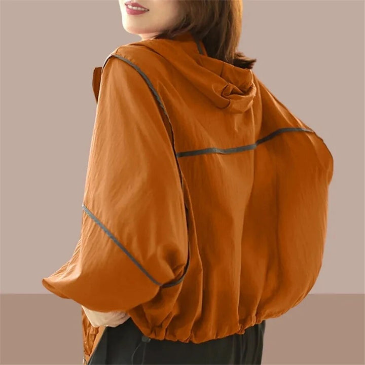 Lightweight women's oversized summer hoodie jacket in a relaxed fit, perfect for casual spring & summer style.
