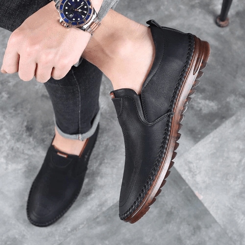 Stylish Lorenzo men's orthopedic sneakers, ideal for casual wear, comfort & daily foot health.