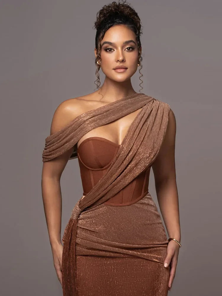 Stylish women's one-shoulder maxi dress, ideal for party wear & special occasions. A sophisticated formal gown.