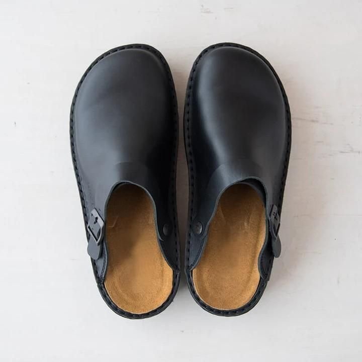 Elias men's luxury leather slip-on slippers, ideal for resort wear, beach sandals & effortless style.