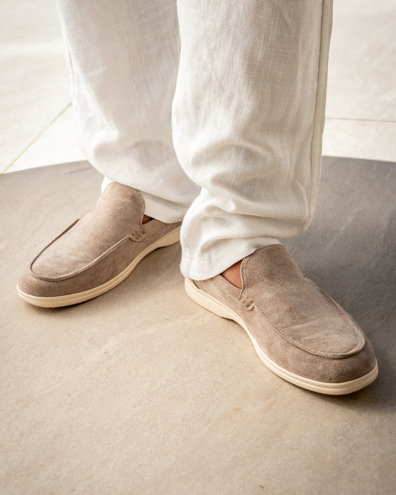 Comfortable men's casual slip-on loafers with a supportive insole for everyday use.