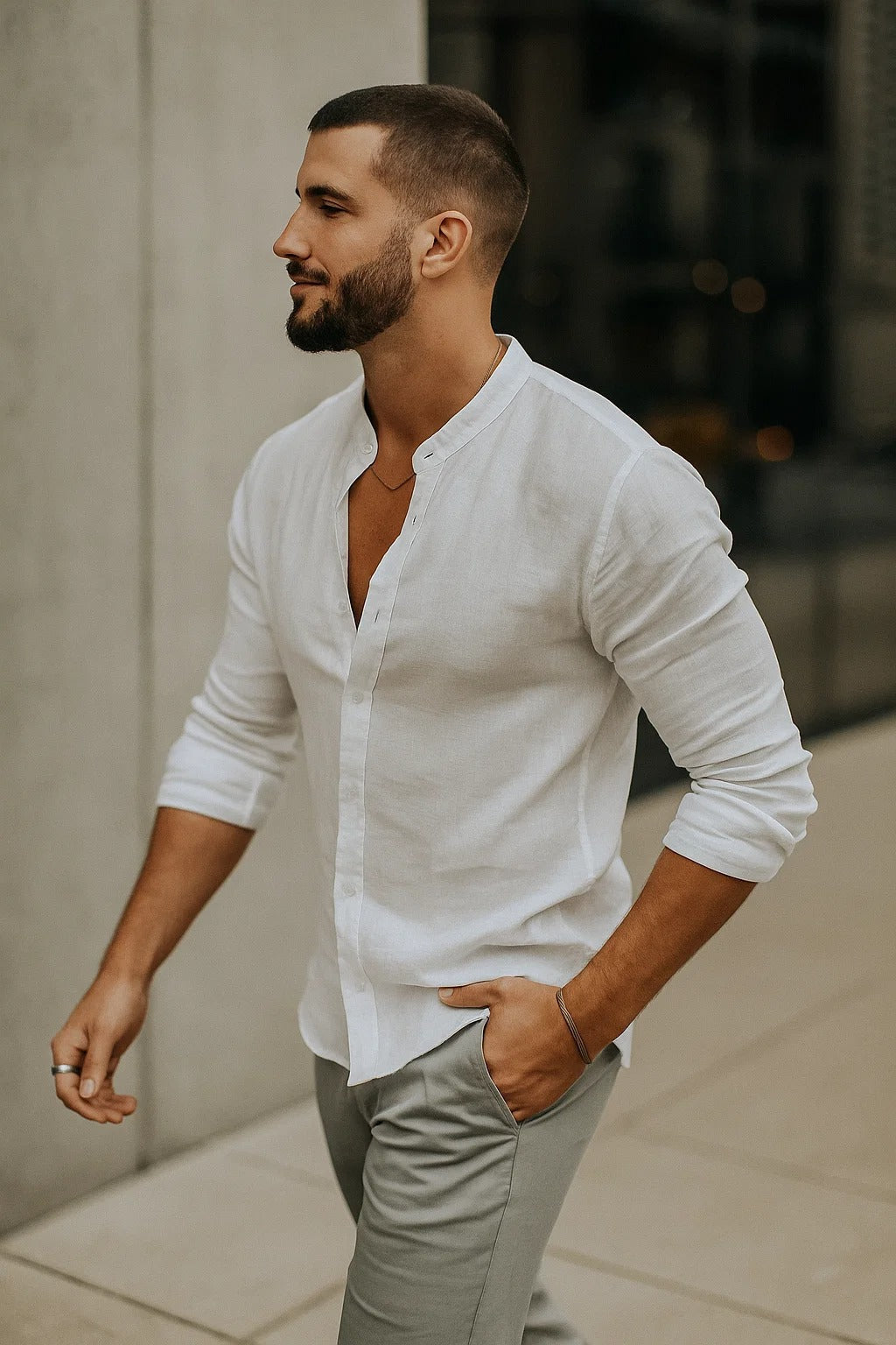 Relaxed fit men's 3/4 sleeve shirt for comfortable everyday wear. Ideal for spring & summer fashion.