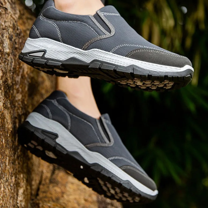 Men's comfort slip-on shoes in black, ideal for versatile everyday casual styling
