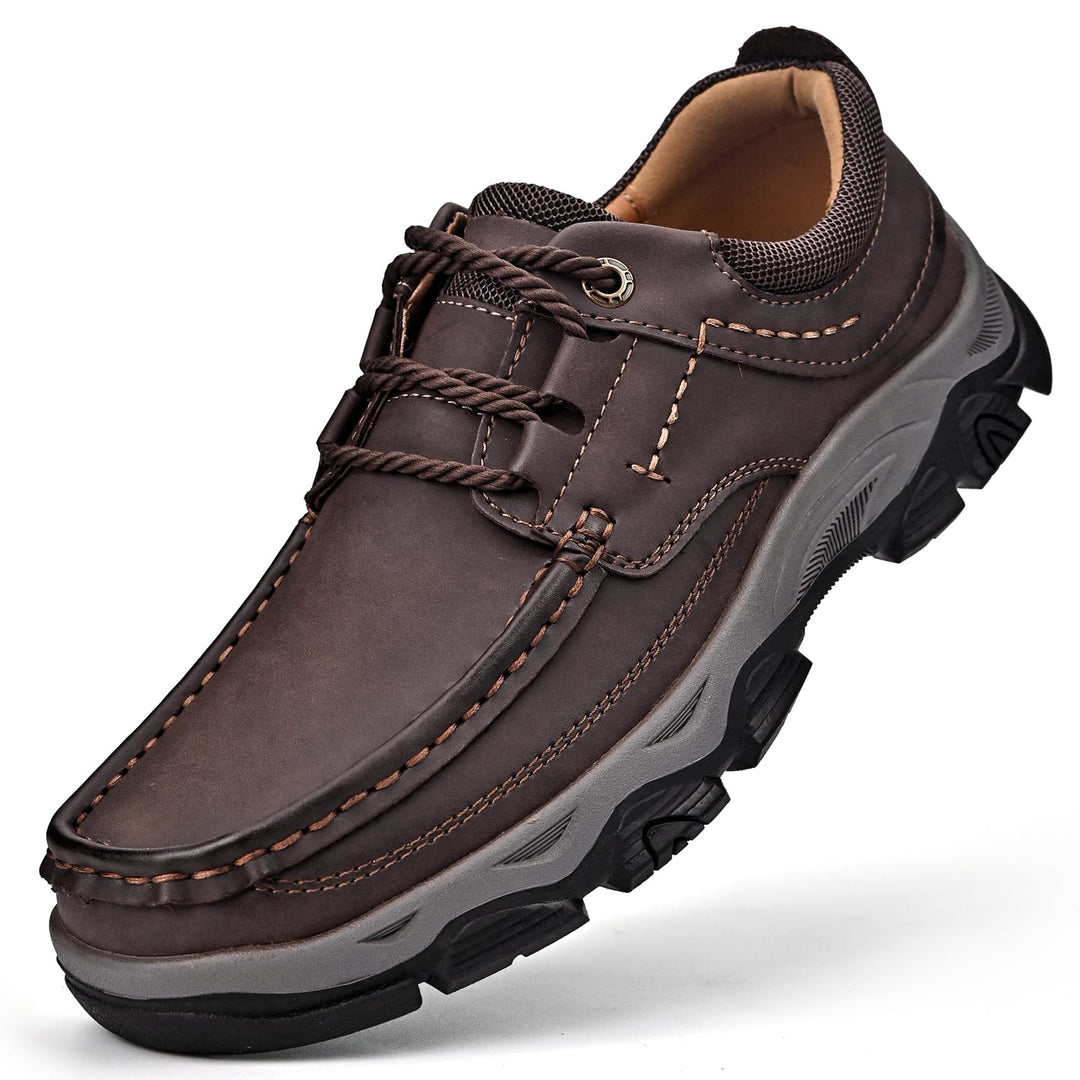 Orthopedic men's loafers in soft leather, laced front, designed for arch support and comfort