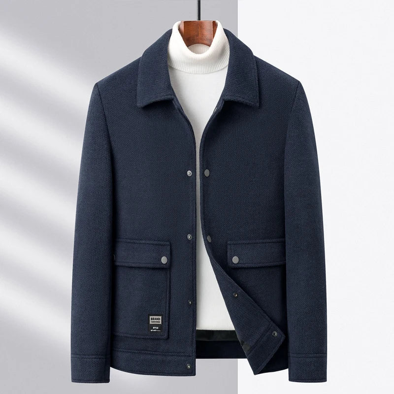 Modern men's lightweight black jacket, perfect for versatile outerwear and everyday style.