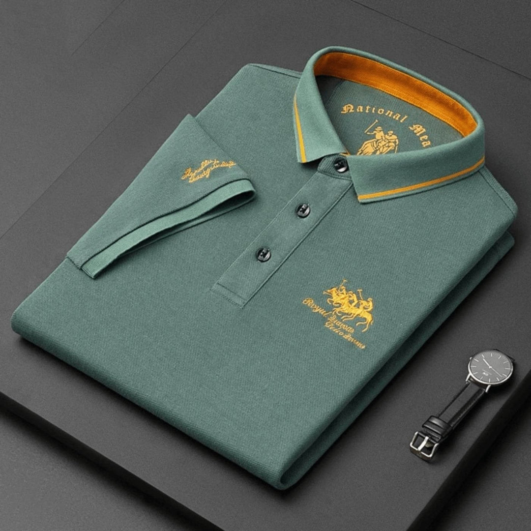 Versatile men's summer polo shirt, breathable and embroidered, suitable for casual events or everyday wear.