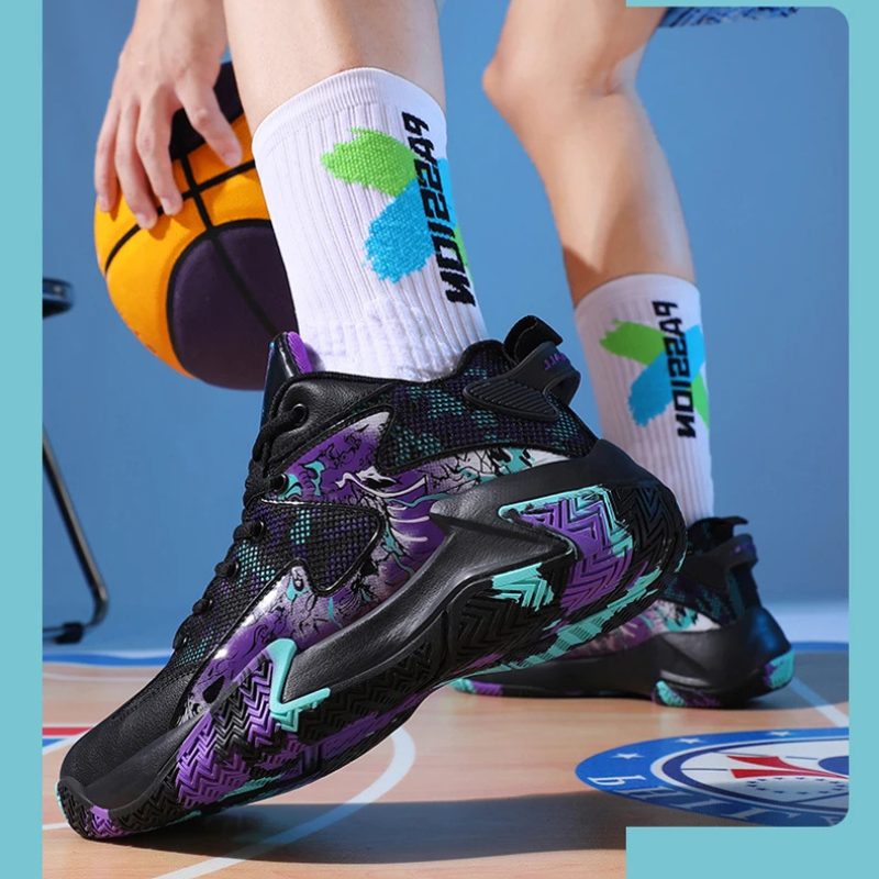 Athletic men's graphic court sneakers, Calvin model, enhanced traction.