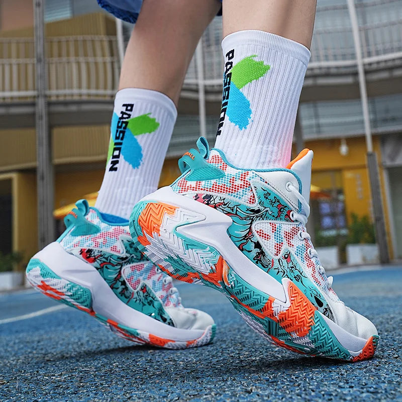 High-top men's court trainers, graphic print design, optimal sports traction.
