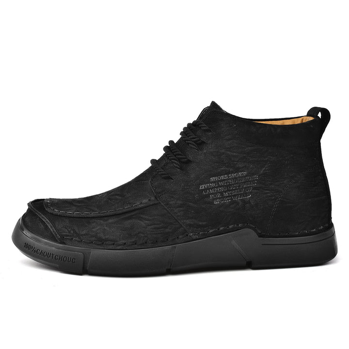 Stylish men's casual leather high-top boots, built for winter durability and soft walking.
