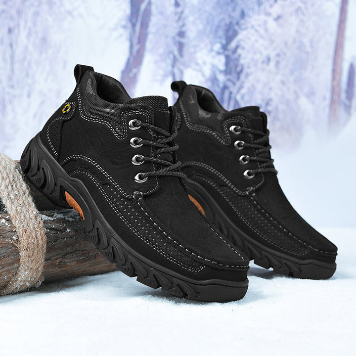 Stylish and comfortable men's casual short leather boots, versatile design