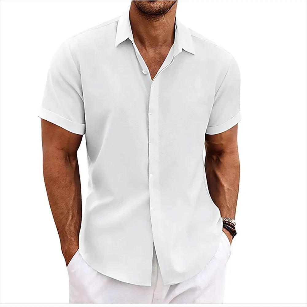 Lightweight & comfortable men's regular fit short sleeve button-down shirt, ideal for warm weather.