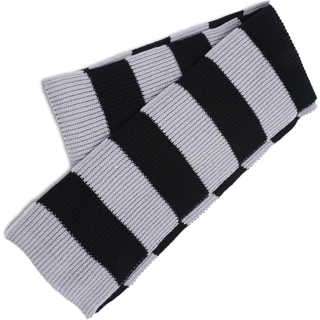 Men's chunky knitted striped scarf, a warm winter accessory for cold weather.