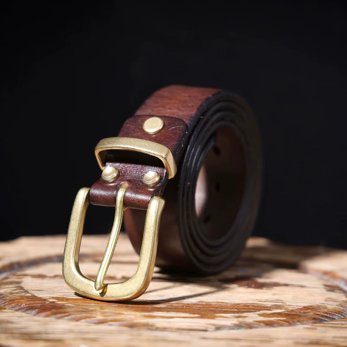 Classic full-grain leather men's belt in dark brown, perfect for daily use