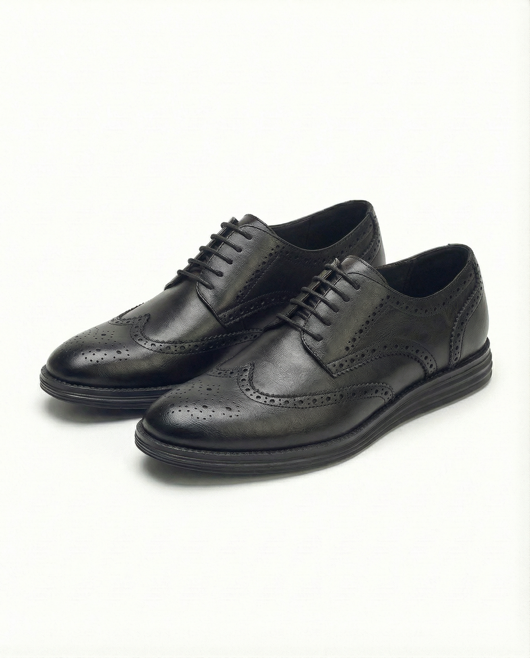 Elegant men's brogue oxford dress shoes with intricate detailing, perfect for formal & smart casual attire.