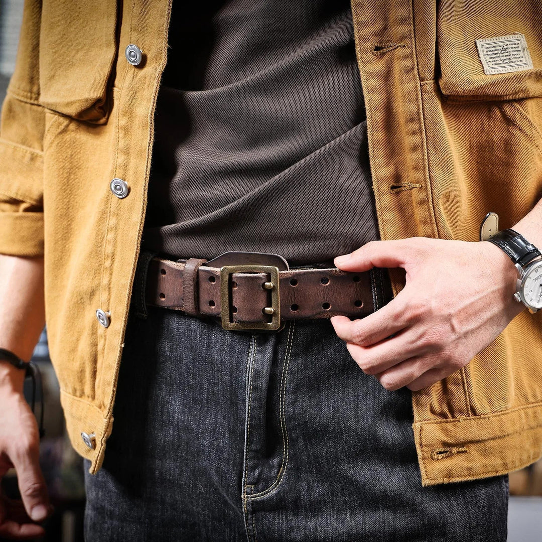 Men's classic genuine leather belt with a matte finish, ideal for daily wear and men's accessories