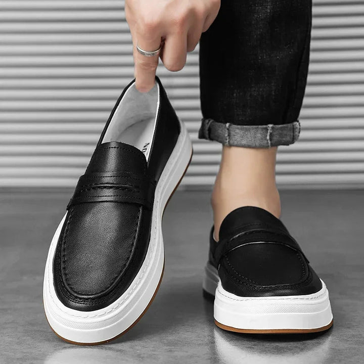 Men's versatile leather penny loafers with chunky sole, ideal for casual wear