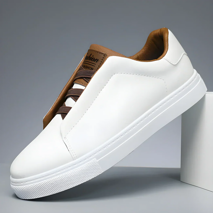 Black men's casual sneakers. Classic low-top design for everyday comfort & versatile fashion.