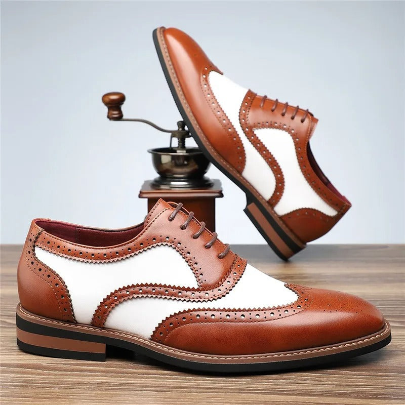 Vintage style men's wingtip brogues in patent leather, perfect for classic dress attire