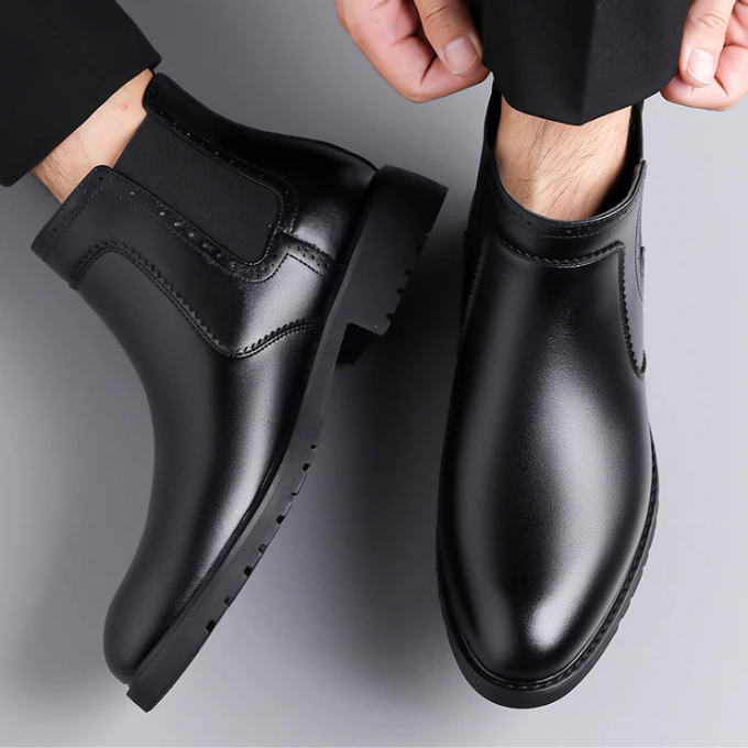 High-top Men's polished leather Chelsea boots, durable and timeless design for various occasions
