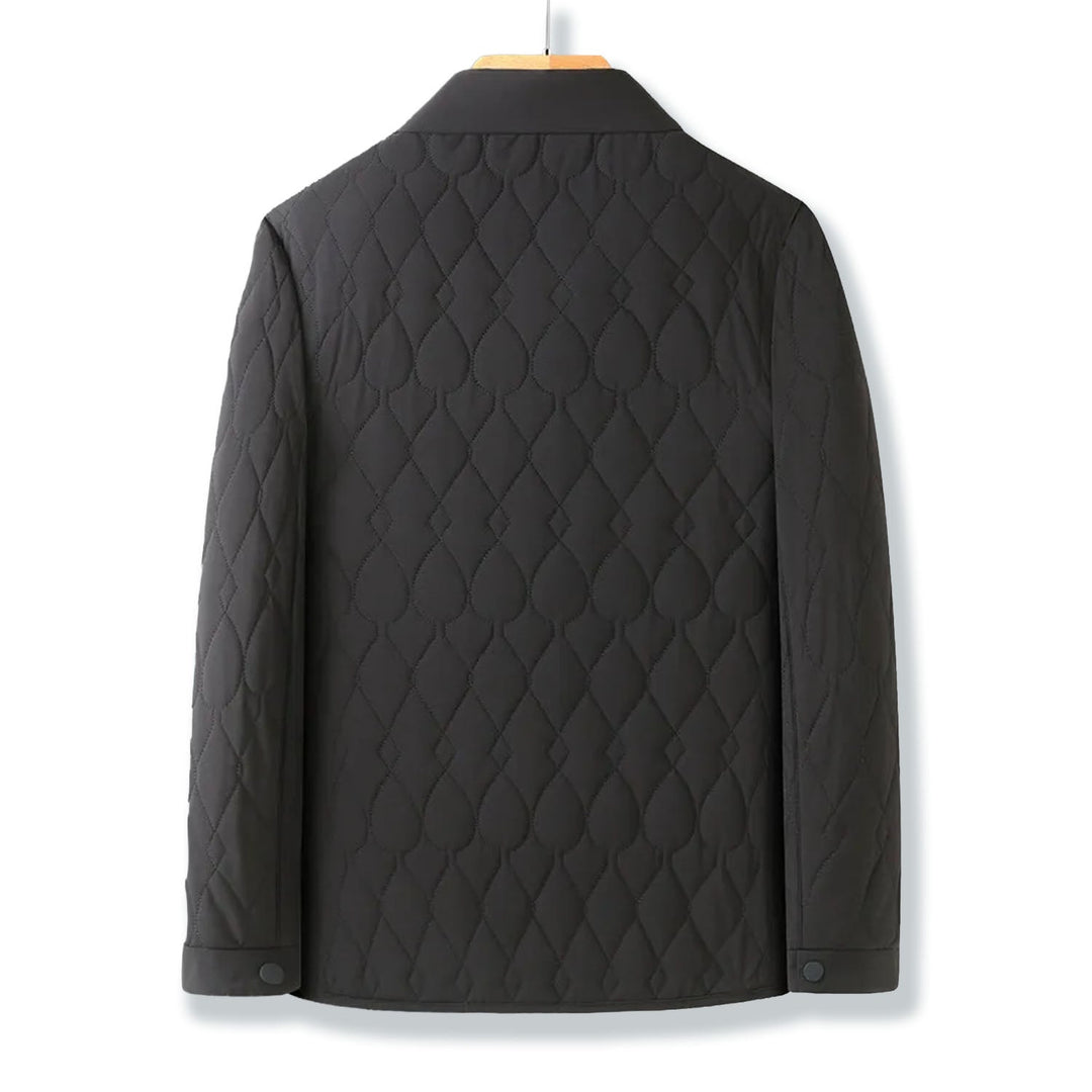 Modern men's quilted button-down jacket, perfect for smart casual looks & everyday autumn comfort.