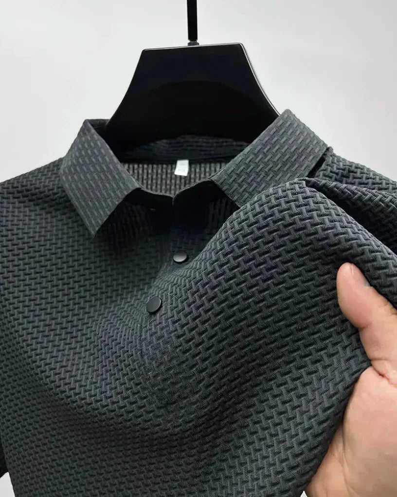 Stylish men's classic short-sleeve polo shirt. Ideal for a smart-casual look, office wear, and versatile everyday fashion.
