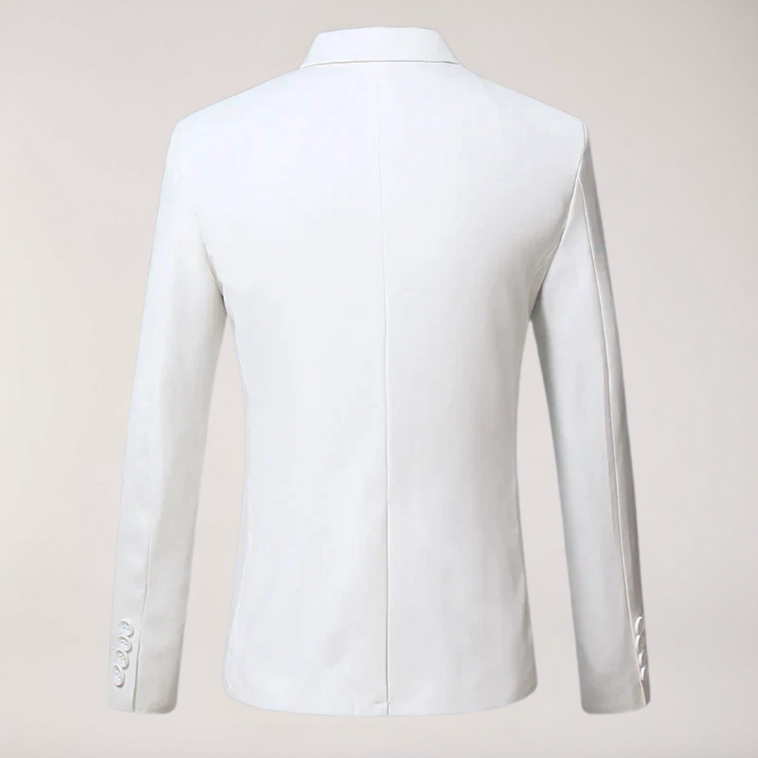 Elevate professional style with this classic men's tailored blazer, a key piece for business suits & smart outfits.
