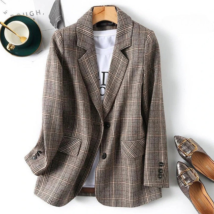 Men's classic wool blend plaid blazer, tailored fit, perfect for formal wear & business casual.