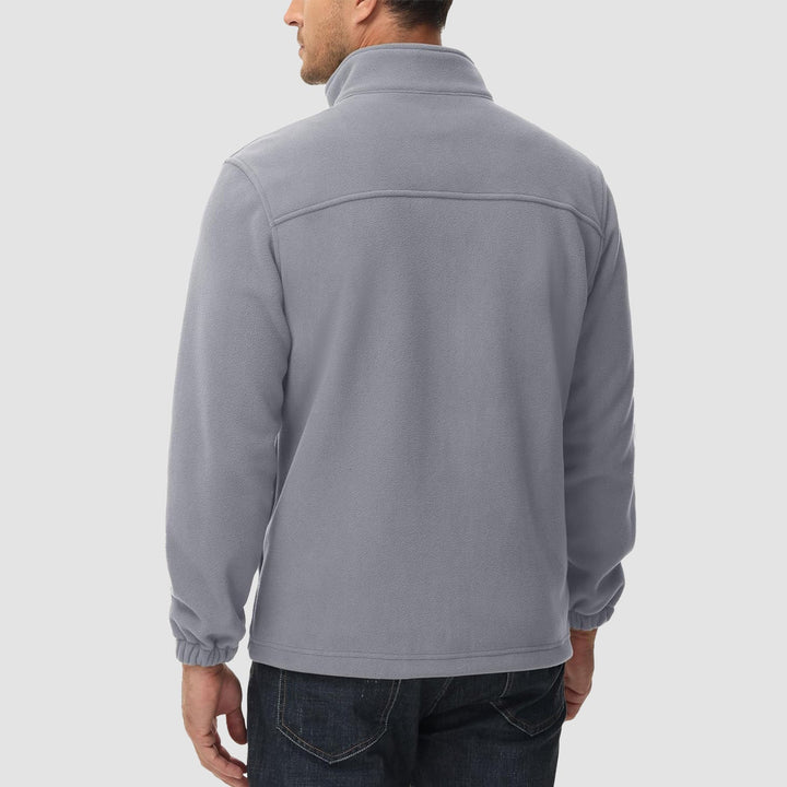 Robust men's green fleece zip-up, ideal for chilly outdoor adventures