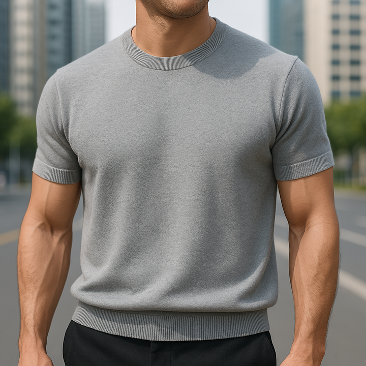 Essential men's crew neck t-shirt. Classic smart casual style, offers all-day comfort. A versatile wardrobe piece.