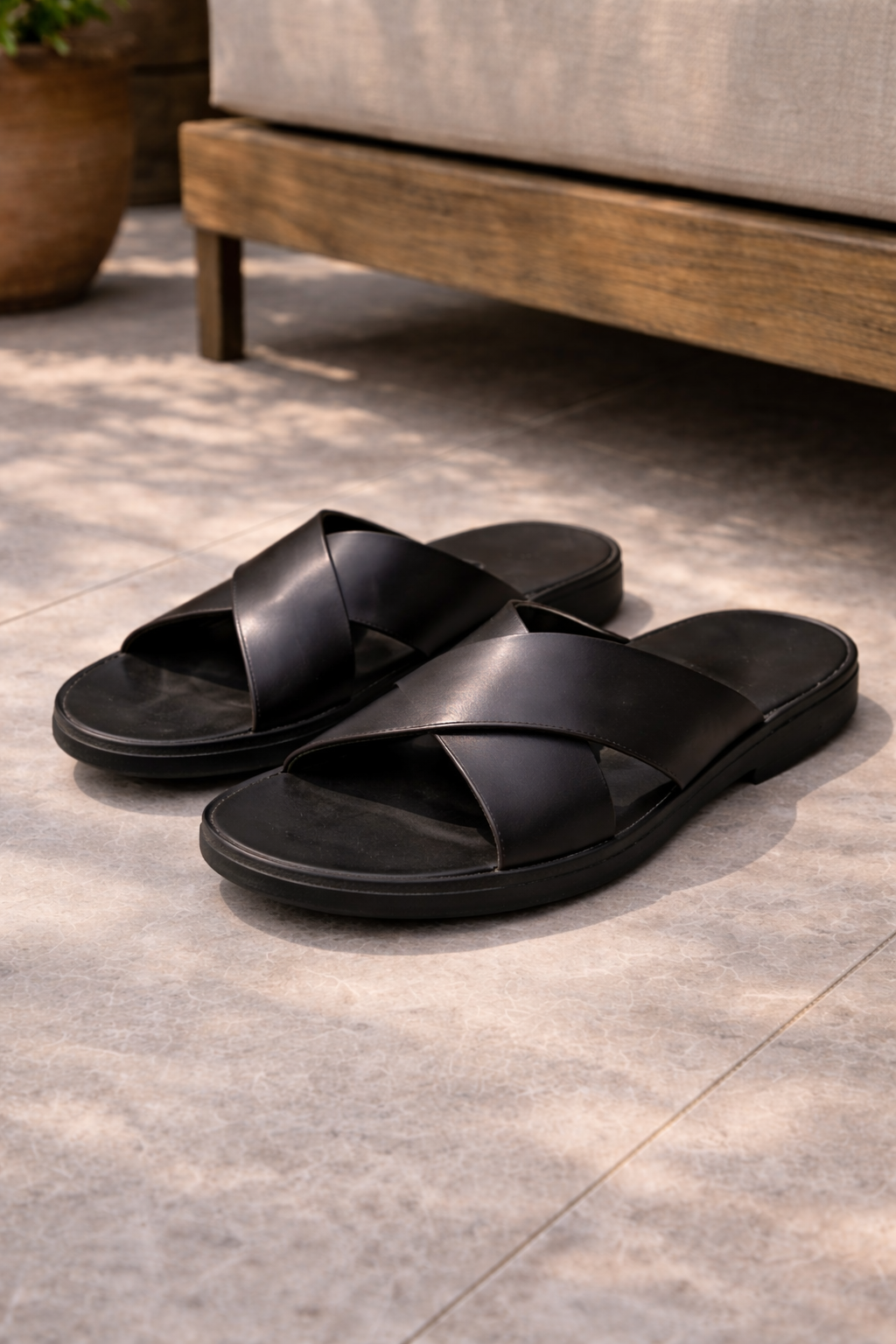 Comfortable men's cross strap slides, perfect for beach, vacation, & casual summer outings. Easy slip-on design.