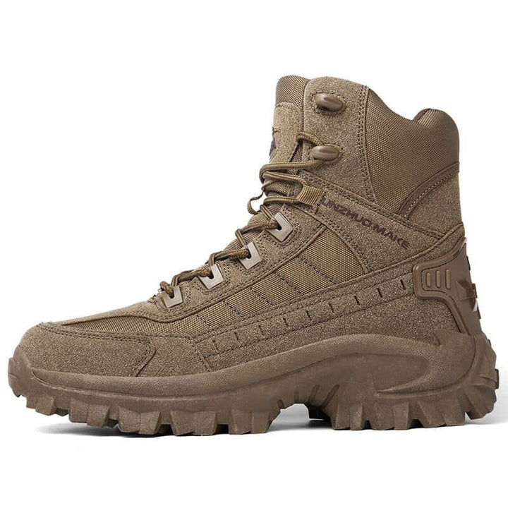 Heavy-duty men's tactical boots, durable outdoor gear built for challenging conditions.