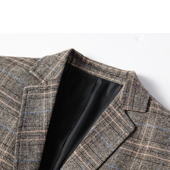 Textured men's embroidered slim fit blazer jacket, an elegant one-button tailored design perfect for special events.