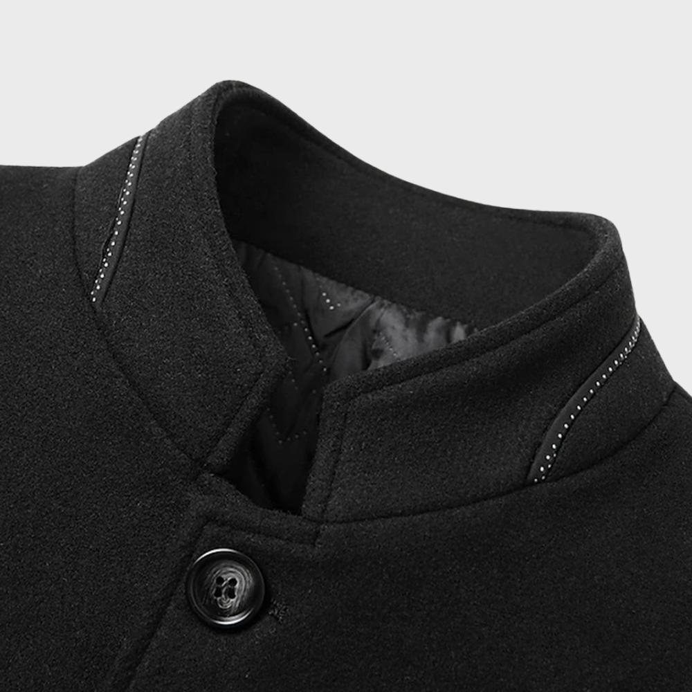 Stylish men's stand collar trench coat, offering comfort & a sophisticated business aesthetic.
