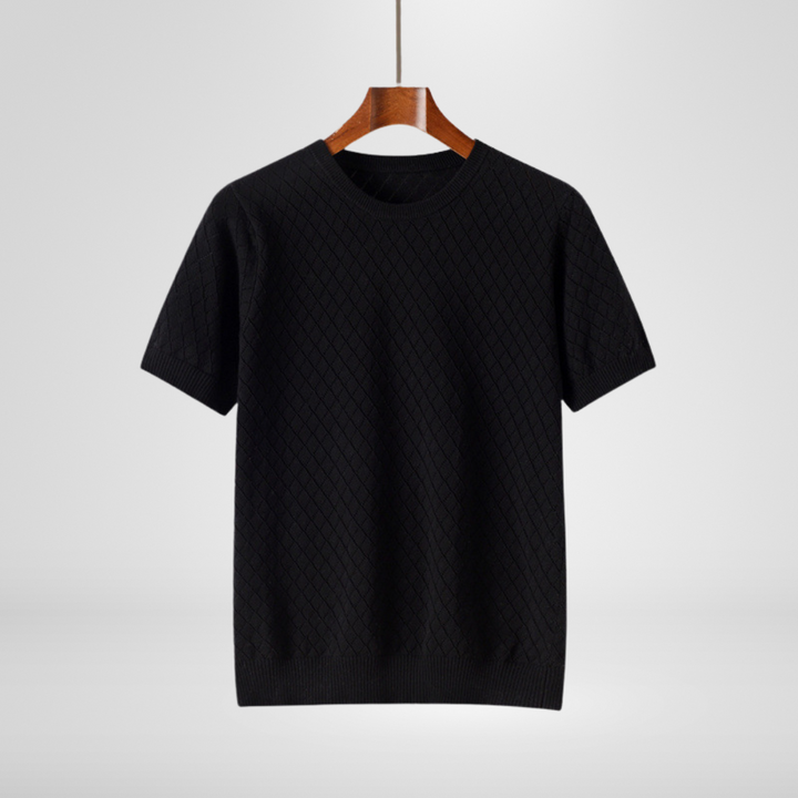 Fashionable men's diamond knit crewneck sweater for ultimate comfort & sophisticated casual layering.